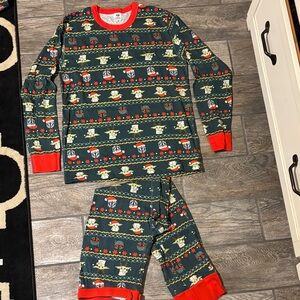 Hanna Andersson the Mandalorian Star Wars men’s long john pjs- L top/Med bottom